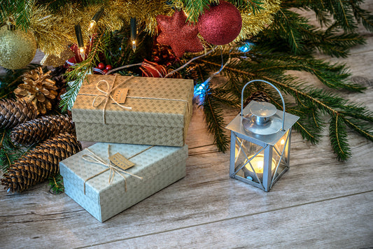 How to Decorate Outdoor Lanterns for Christmas with JHY DESIGN