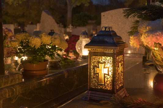 Sympathy Gift Care Packages to Send After Loss