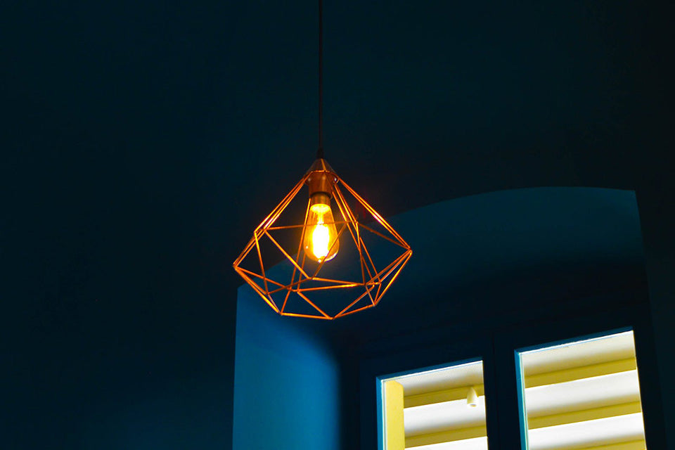 Illuminating Style: The Art of Selecting Trendy Table Lamps