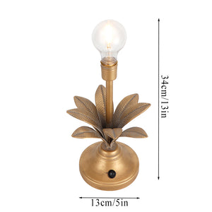 13,5" hohe, batteriebetriebene Lampe mit Blumenmuster in Antikgold