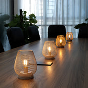 6,7"H Set mit 2 Metallkäfig-LED-Laternen (Weiß)