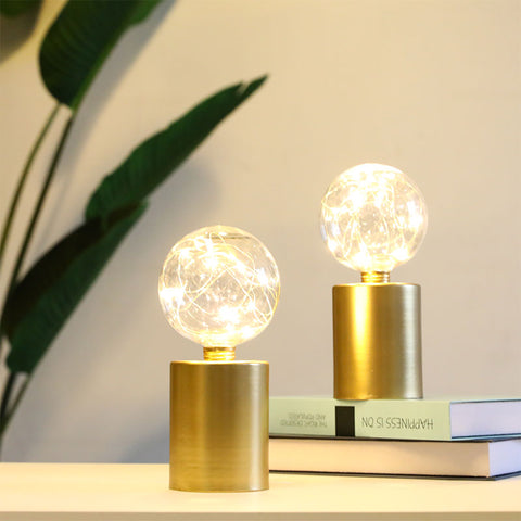 Lampe de table à piles dorée de 8 po de hauteur (Ensemble de 2) 
