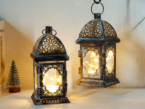 20,3 cm hohe, batteriebetriebene, dekorative Hängelaterne aus Metall im Vintage-Stil mit LED-Lichterkette (2er-Set) 